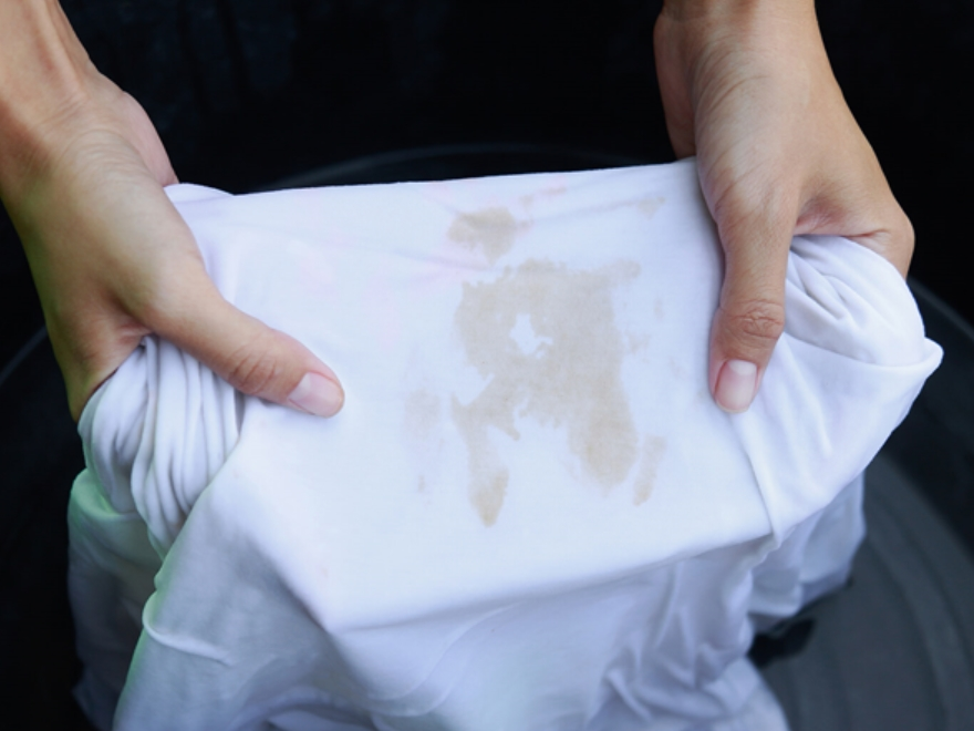 kedudukan air mani pada pakaian 1 - BeDaie